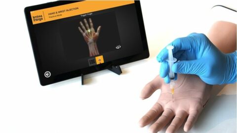70230_handwrist_web_03